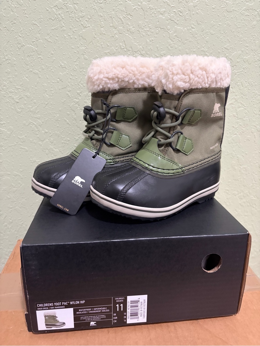 Sorel Kids Olive Green and Black Waterproof Winter Boots with Shearling Cuff